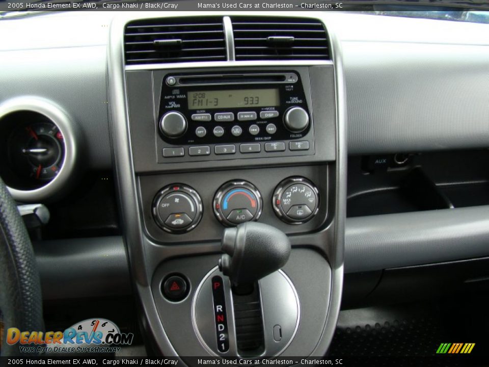 2005 Honda Element EX AWD Cargo Khaki / Black/Gray Photo #21