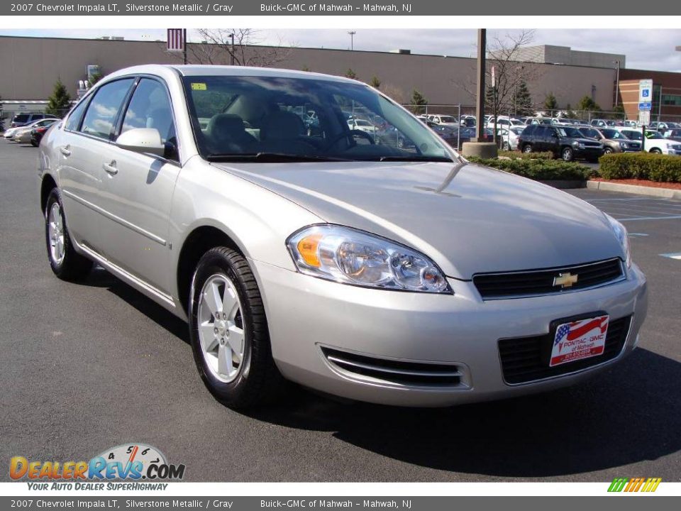 2007 Chevrolet Impala LT Silverstone Metallic / Gray Photo #3