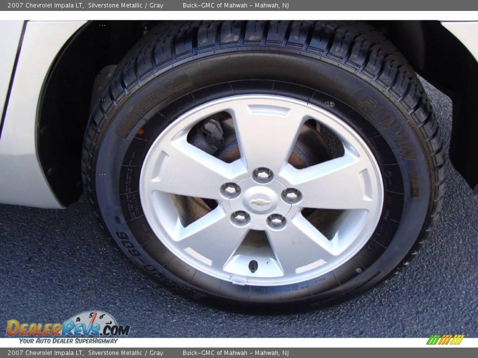 2007 Chevrolet Impala LT Silverstone Metallic / Gray Photo #9