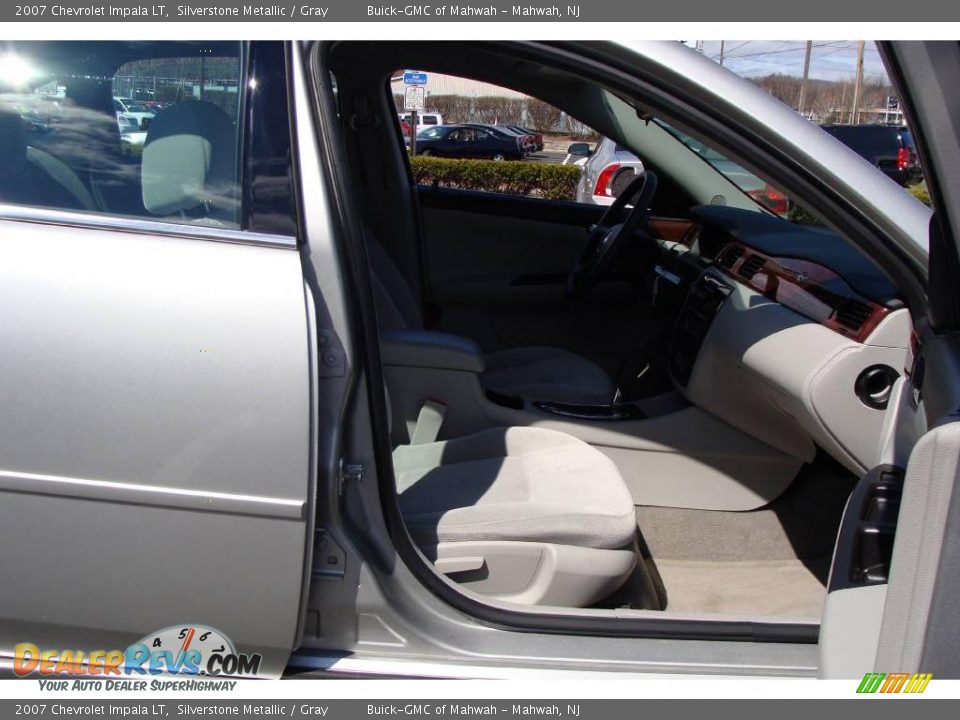 2007 Chevrolet Impala LT Silverstone Metallic / Gray Photo #13