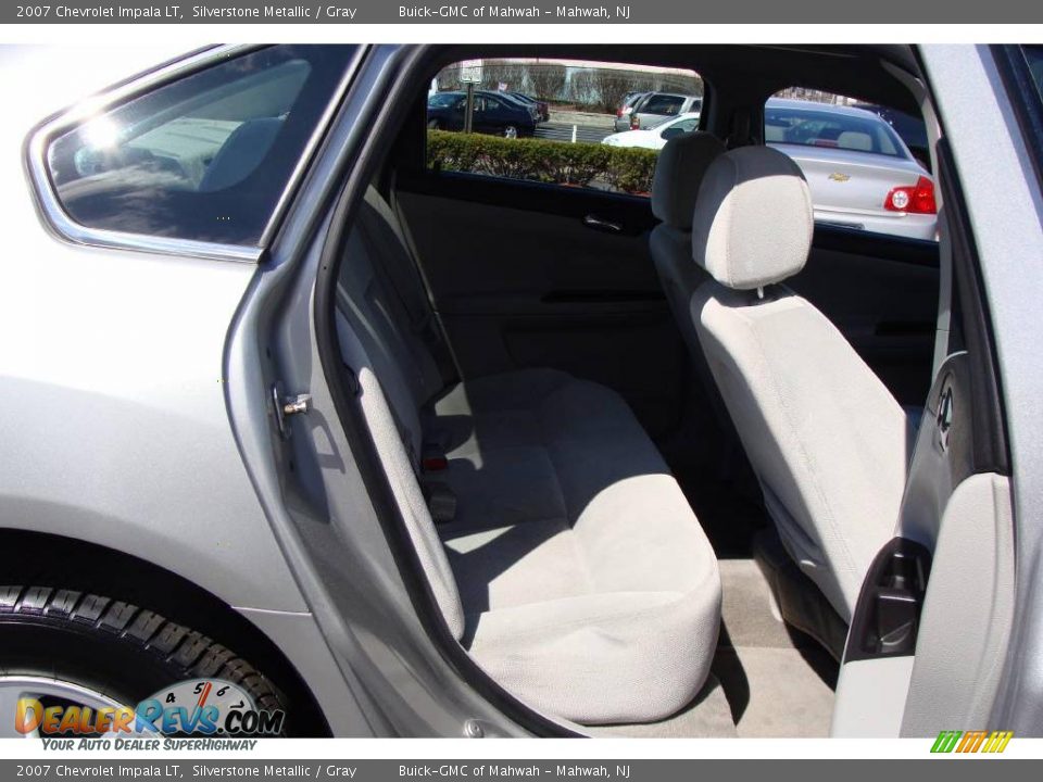 2007 Chevrolet Impala LT Silverstone Metallic / Gray Photo #14