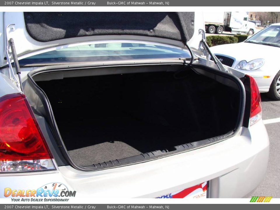 2007 Chevrolet Impala LT Silverstone Metallic / Gray Photo #21