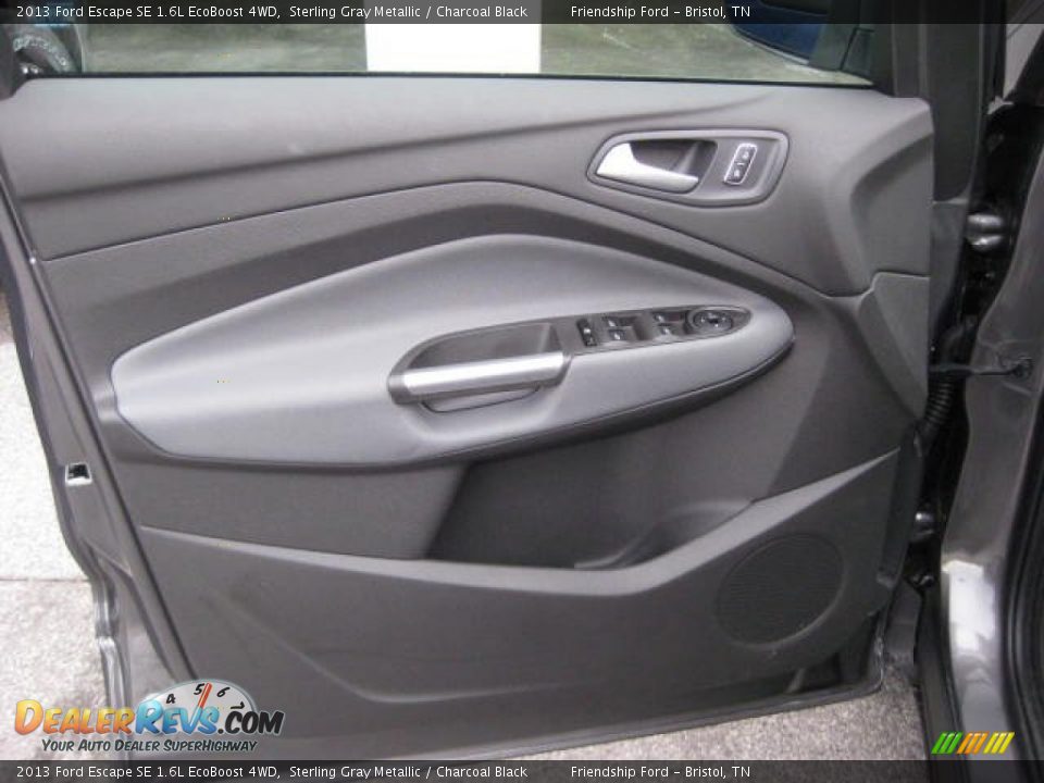 Door Panel of 2013 Ford Escape SE 1.6L EcoBoost 4WD Photo #14