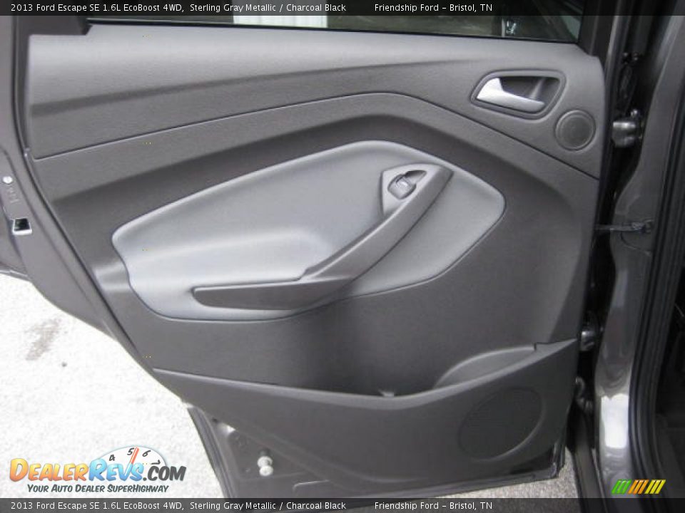 Door Panel of 2013 Ford Escape SE 1.6L EcoBoost 4WD Photo #17