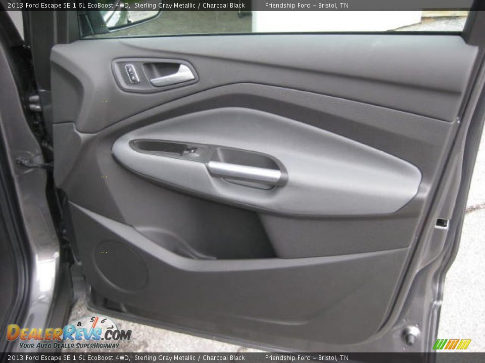 Door Panel of 2013 Ford Escape SE 1.6L EcoBoost 4WD Photo #20