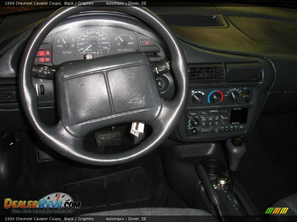 1999 Chevrolet Cavalier Coupe Black / Graphite Photo #18