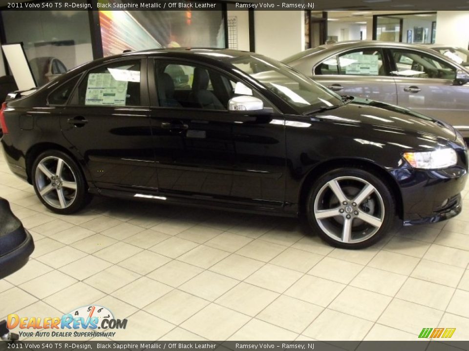 2011 Volvo S40 T5 R-Design Black Sapphire Metallic / Off Black Leather Photo #2