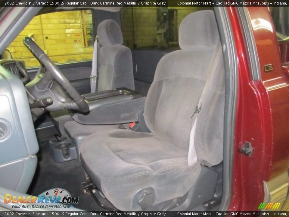 Graphite Gray Interior - 2002 Chevrolet Silverado 1500 LS Regular Cab Photo #12