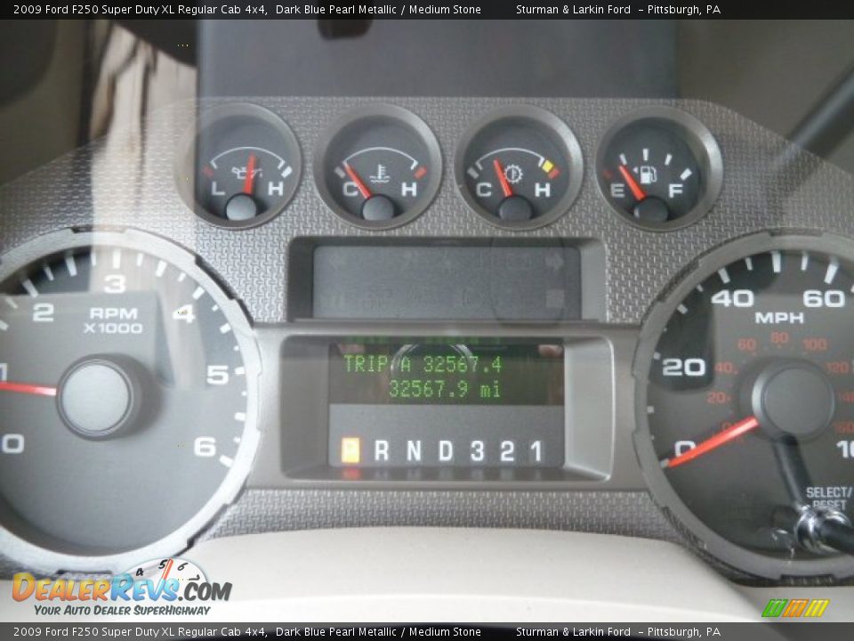 2009 Ford F250 Super Duty XL Regular Cab 4x4 Gauges Photo #15
