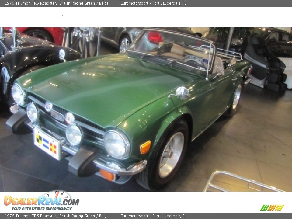 1976 Triumph TR6 Roadster British Racing Green / Beige Photo #1