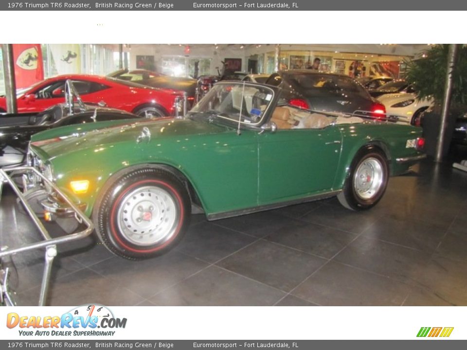 1976 Triumph TR6 Roadster British Racing Green / Beige Photo #11