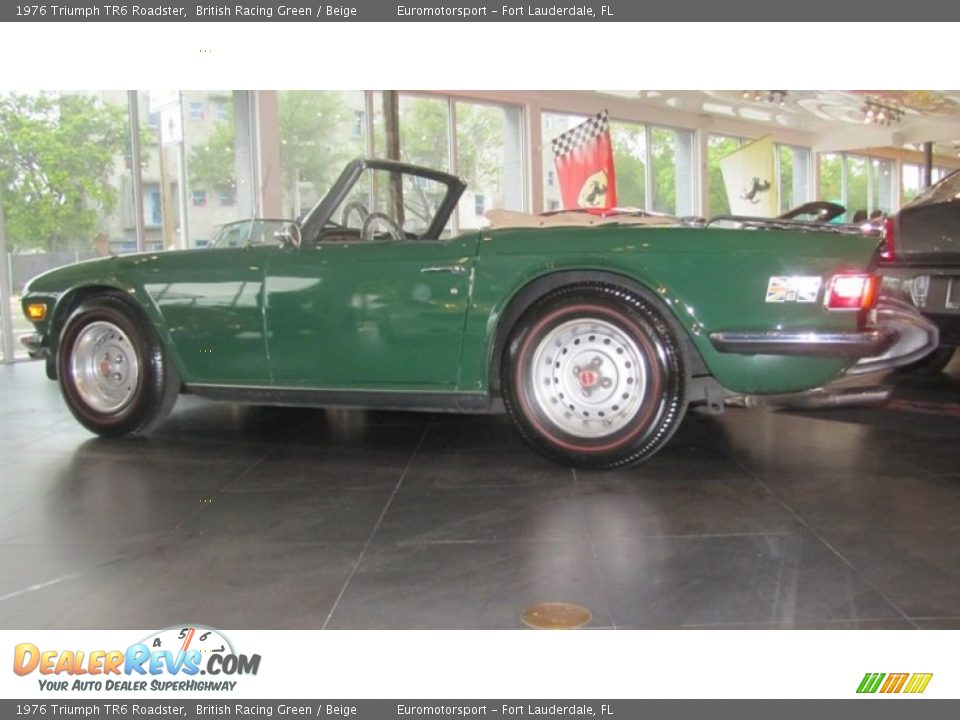 1976 Triumph TR6 Roadster British Racing Green / Beige Photo #13
