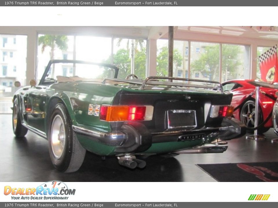 1976 Triumph TR6 Roadster British Racing Green / Beige Photo #15