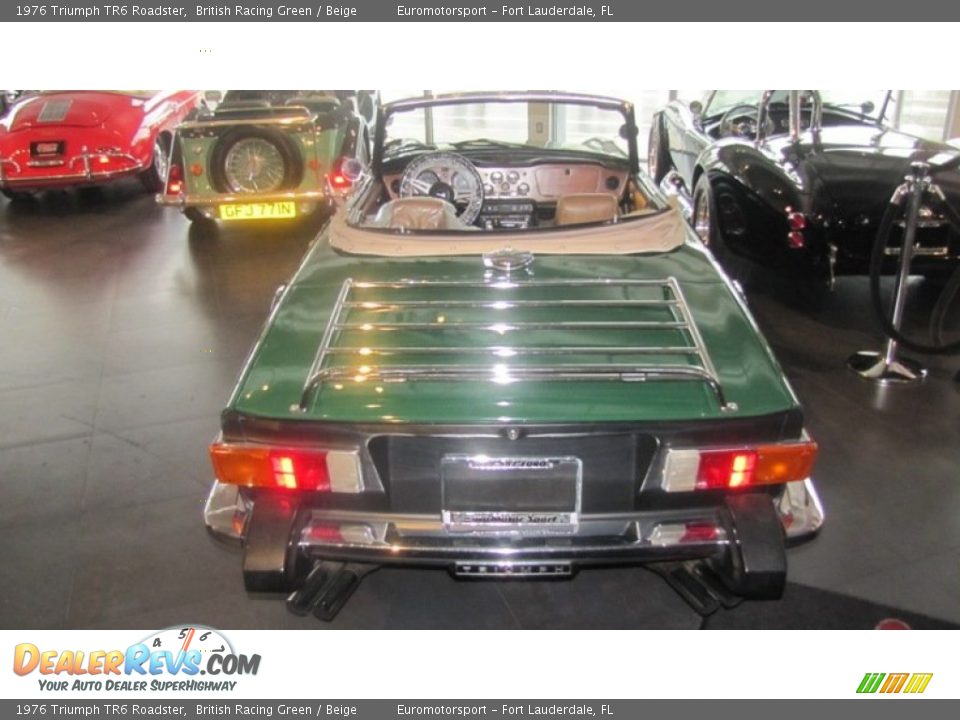 1976 Triumph TR6 Roadster British Racing Green / Beige Photo #17