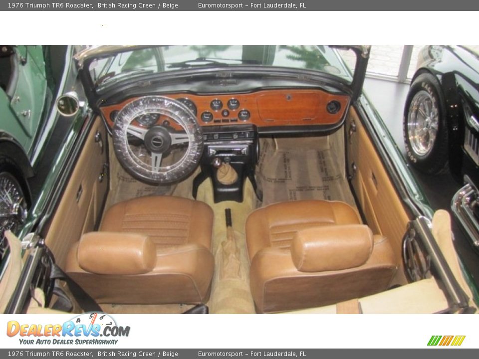 1976 Triumph TR6 Roadster British Racing Green / Beige Photo #21