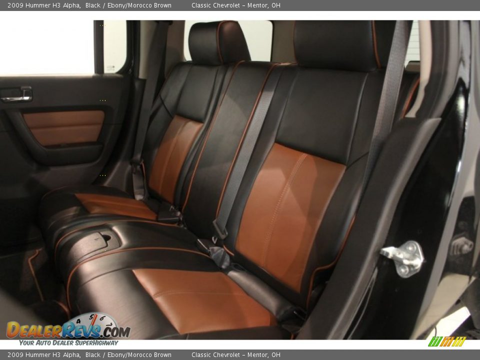 Rear Seat of 2009 Hummer H3 Alpha Photo #21