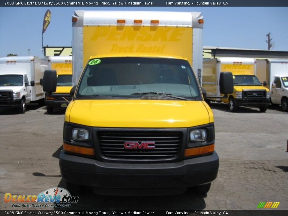 2008 GMC Savana Cutaway 3500 Commercial Moving Truck Yellow / Medium Pewter Photo #2