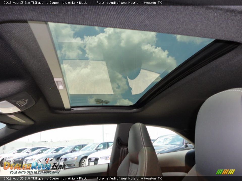 Sunroof of 2013 Audi S5 3.0 TFSI quattro Coupe Photo #9