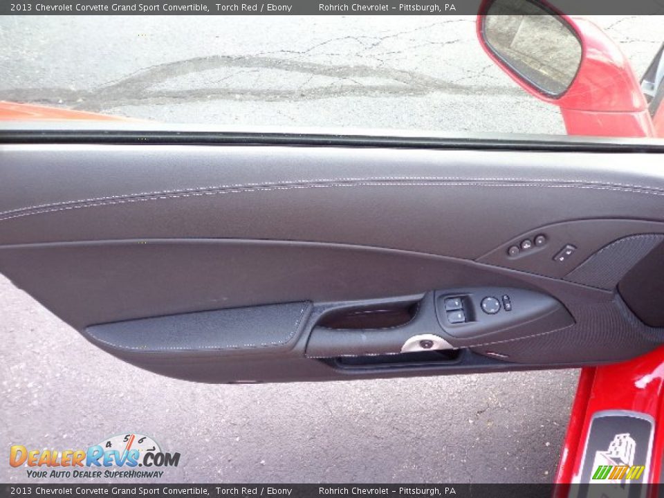 Door Panel of 2013 Chevrolet Corvette Grand Sport Convertible Photo #12