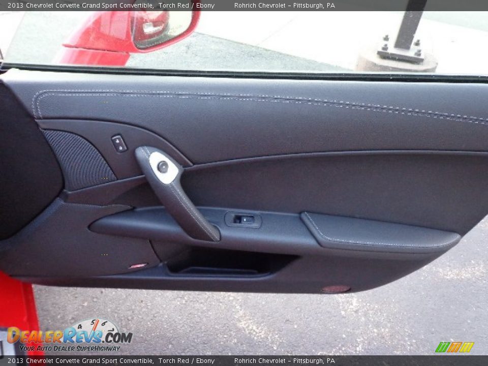 Door Panel of 2013 Chevrolet Corvette Grand Sport Convertible Photo #16
