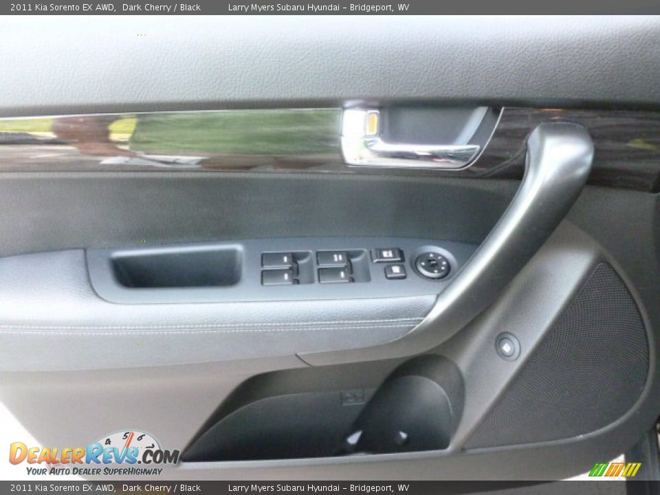 2011 Kia Sorento EX AWD Dark Cherry / Black Photo #17