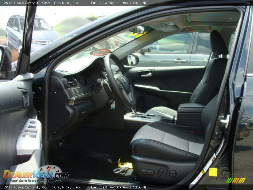 2012 Toyota Camry SE Cosmic Gray Mica / Black Photo #7