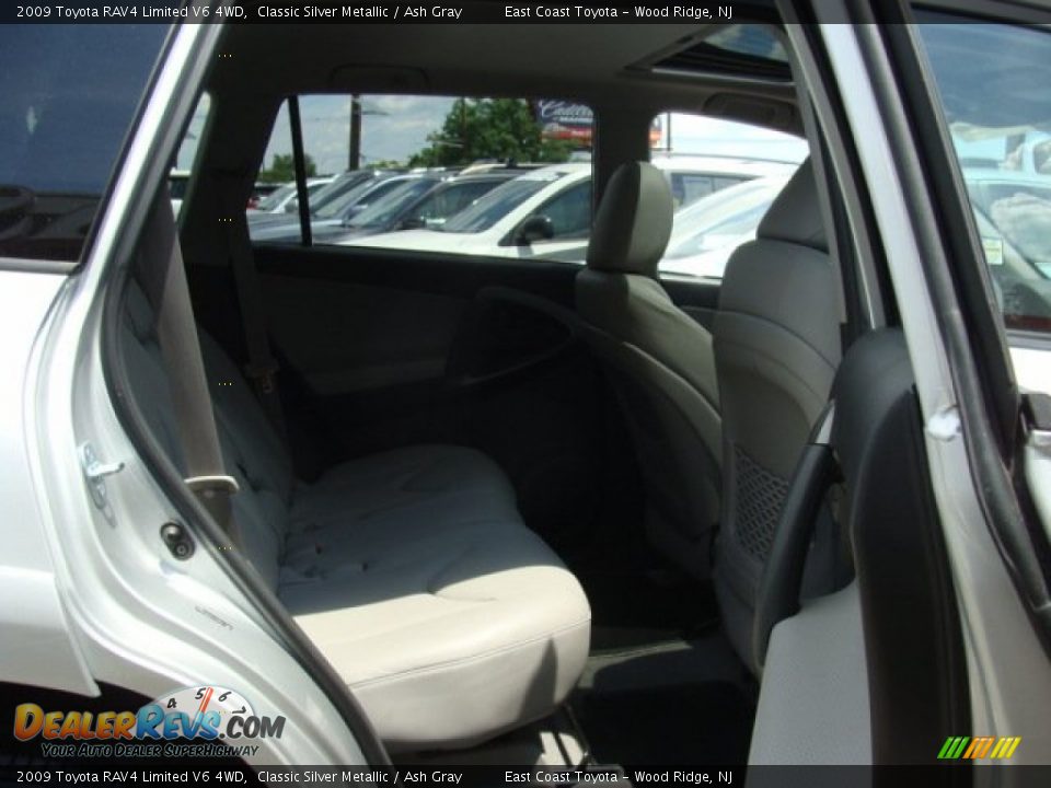 2009 Toyota RAV4 Limited V6 4WD Classic Silver Metallic / Ash Gray Photo #12