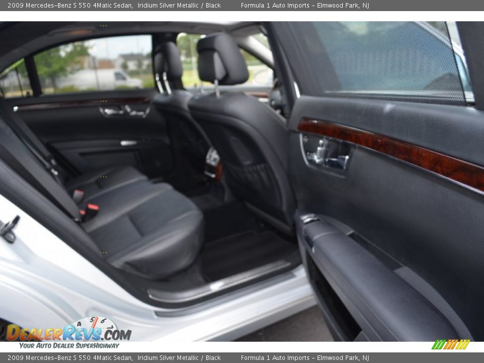 2009 Mercedes-Benz S 550 4Matic Sedan Iridium Silver Metallic / Black Photo #12