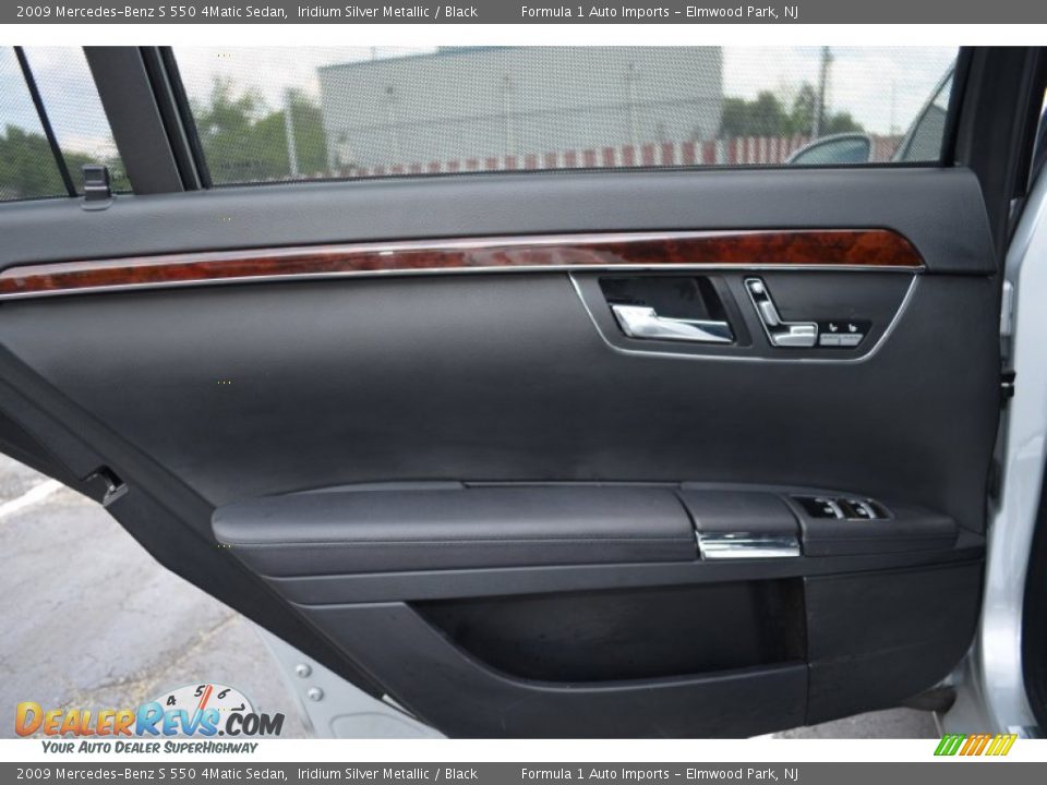 2009 Mercedes-Benz S 550 4Matic Sedan Iridium Silver Metallic / Black Photo #19