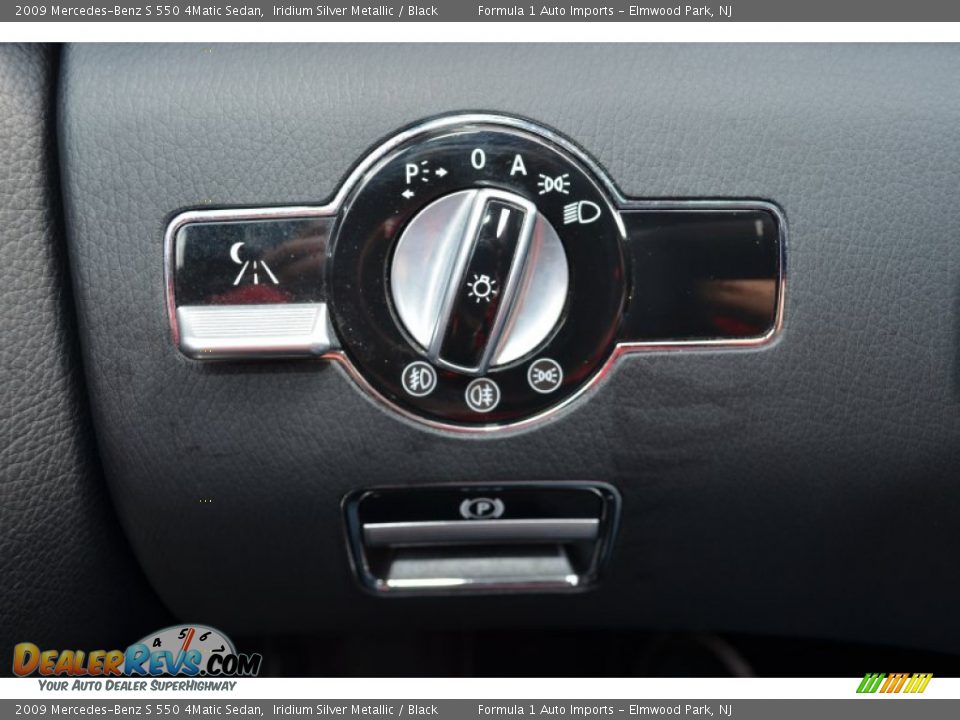 2009 Mercedes-Benz S 550 4Matic Sedan Iridium Silver Metallic / Black Photo #24