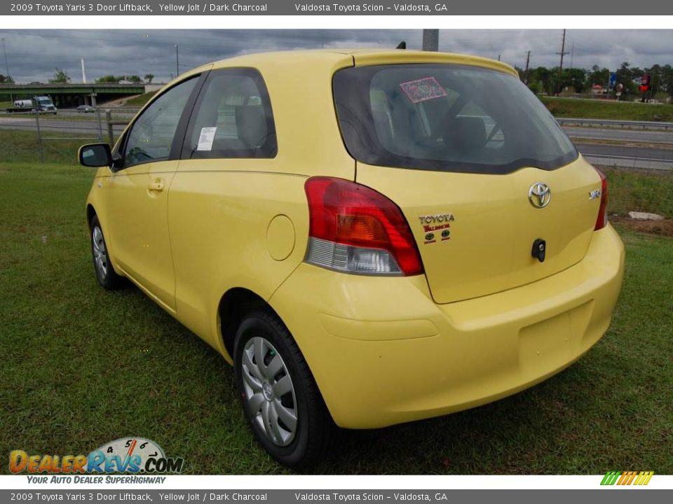 2009 toyota yaris yellow #4