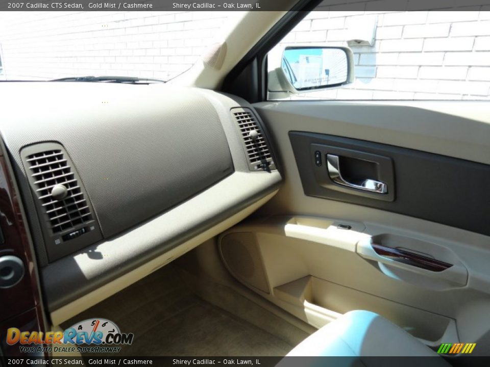 2007 Cadillac CTS Sedan Gold Mist / Cashmere Photo #21