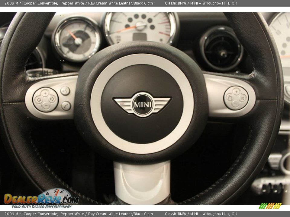 2009 Mini Cooper Convertible Pepper White / Ray Cream White Leather/Black Cloth Photo #11