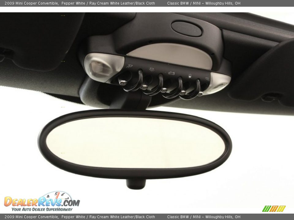 2009 Mini Cooper Convertible Pepper White / Ray Cream White Leather/Black Cloth Photo #14