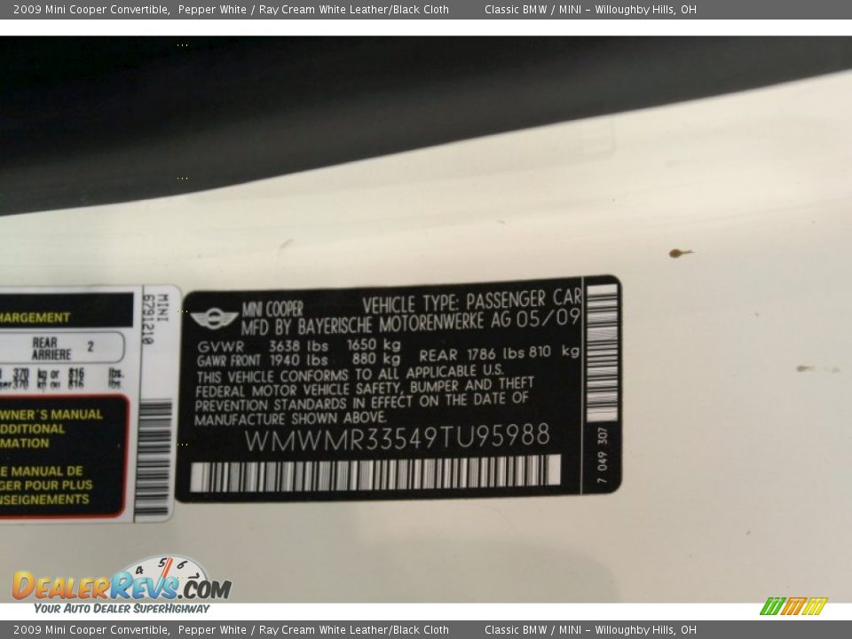 2009 Mini Cooper Convertible Pepper White / Ray Cream White Leather/Black Cloth Photo #28
