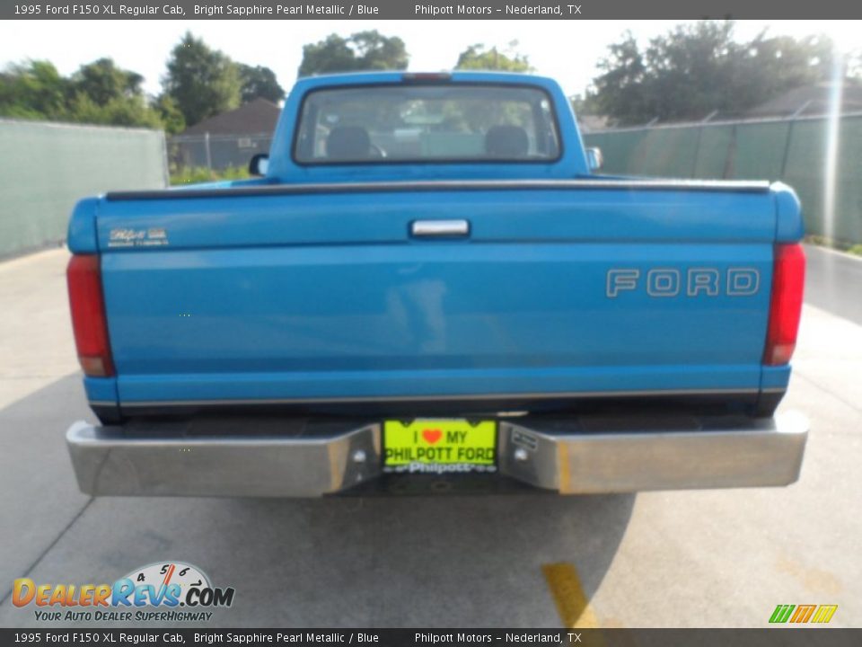 1995 Ford F150 XL Regular Cab Bright Sapphire Pearl Metallic / Blue Photo #4