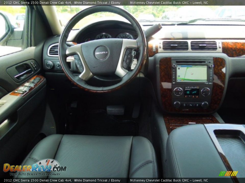 Dashboard of 2012 GMC Sierra 1500 Denali Crew Cab 4x4 Photo #18