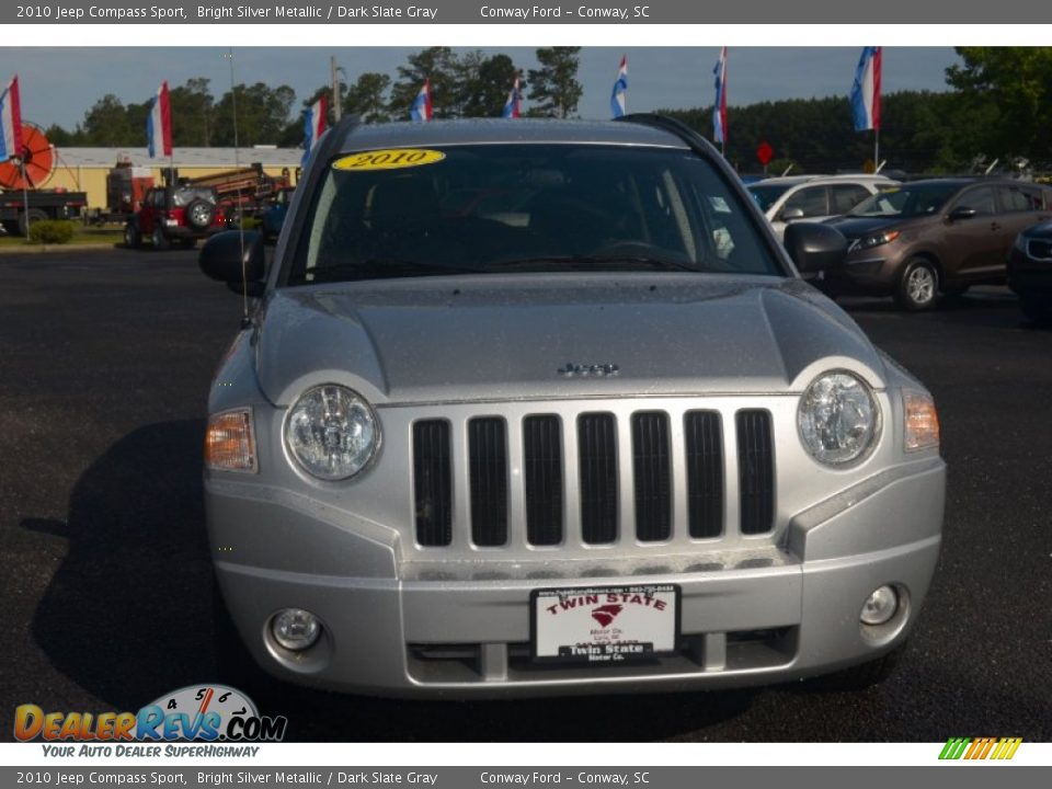 2010 Jeep Compass Sport Bright Silver Metallic / Dark Slate Gray Photo #2