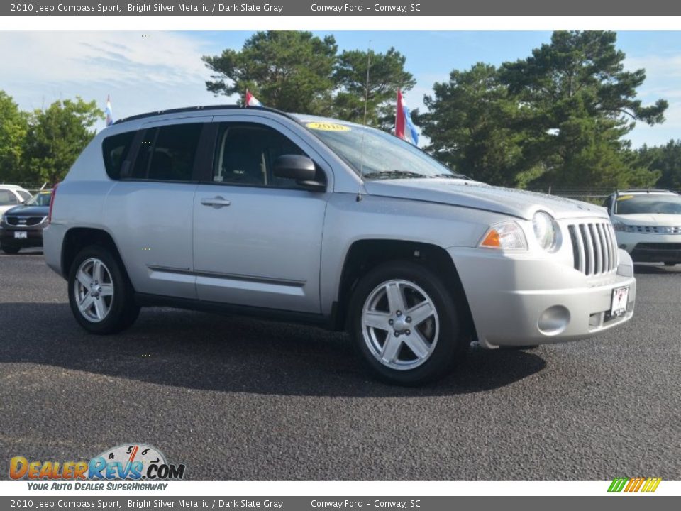 2010 Jeep Compass Sport Bright Silver Metallic / Dark Slate Gray Photo #3