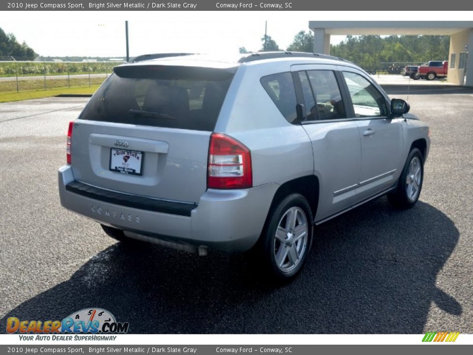 2010 Jeep Compass Sport Bright Silver Metallic / Dark Slate Gray Photo #5