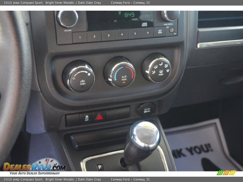 2010 Jeep Compass Sport Bright Silver Metallic / Dark Slate Gray Photo #23