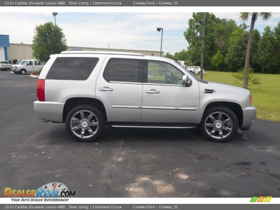 2010 Cadillac Escalade Luxury AWD Silver Lining / Cashmere/Cocoa Photo #4