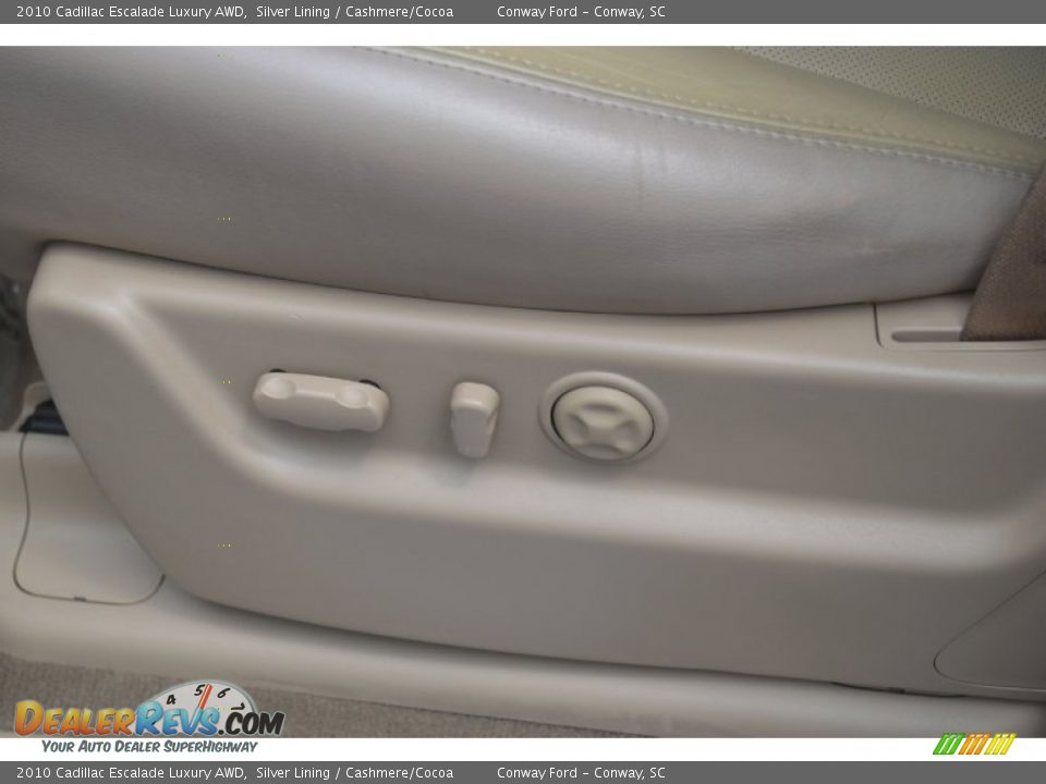 2010 Cadillac Escalade Luxury AWD Silver Lining / Cashmere/Cocoa Photo #23