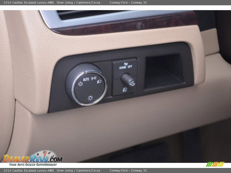 2010 Cadillac Escalade Luxury AWD Silver Lining / Cashmere/Cocoa Photo #25