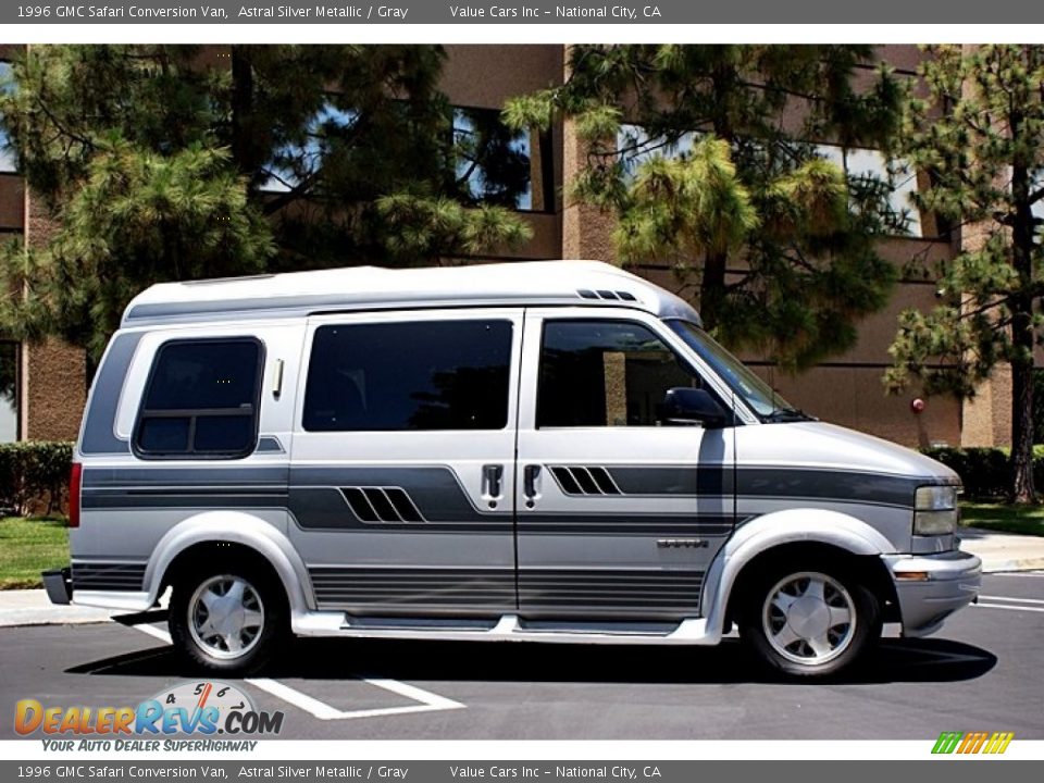 Astral Silver Metallic 1996 GMC Safari Conversion Van Photo #4