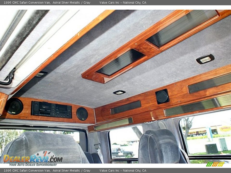 Gray Interior - 1996 GMC Safari Conversion Van Photo #16