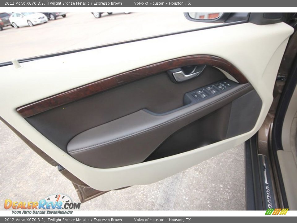 Door Panel of 2012 Volvo XC70 3.2 Photo #5