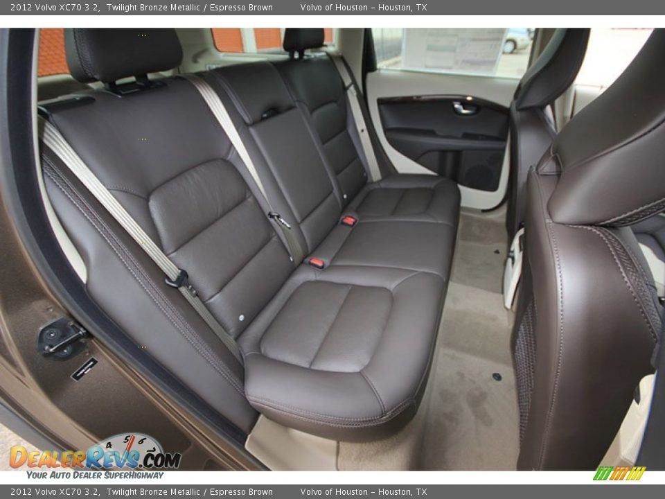 Rear Seat of 2012 Volvo XC70 3.2 Photo #9