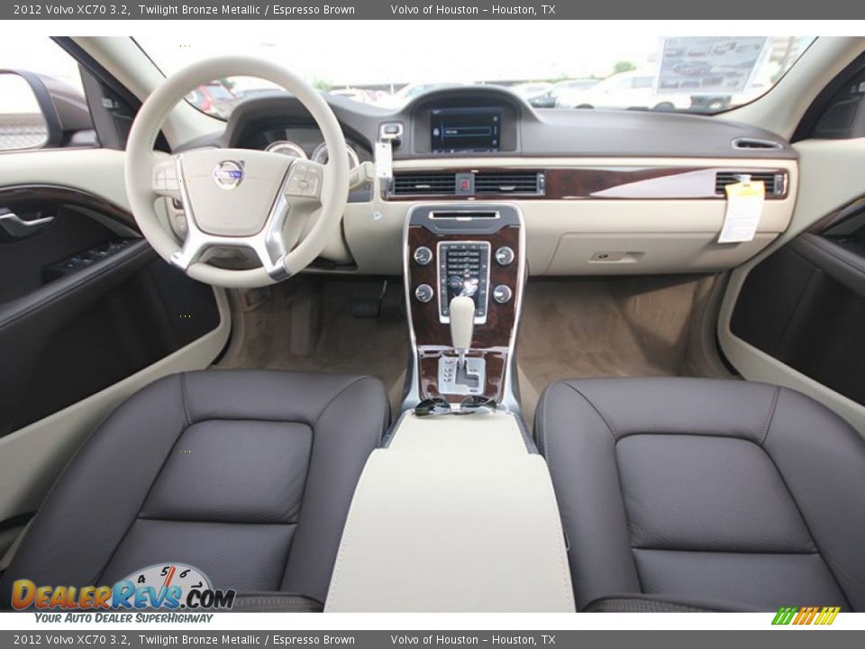 Espresso Brown Interior - 2012 Volvo XC70 3.2 Photo #11