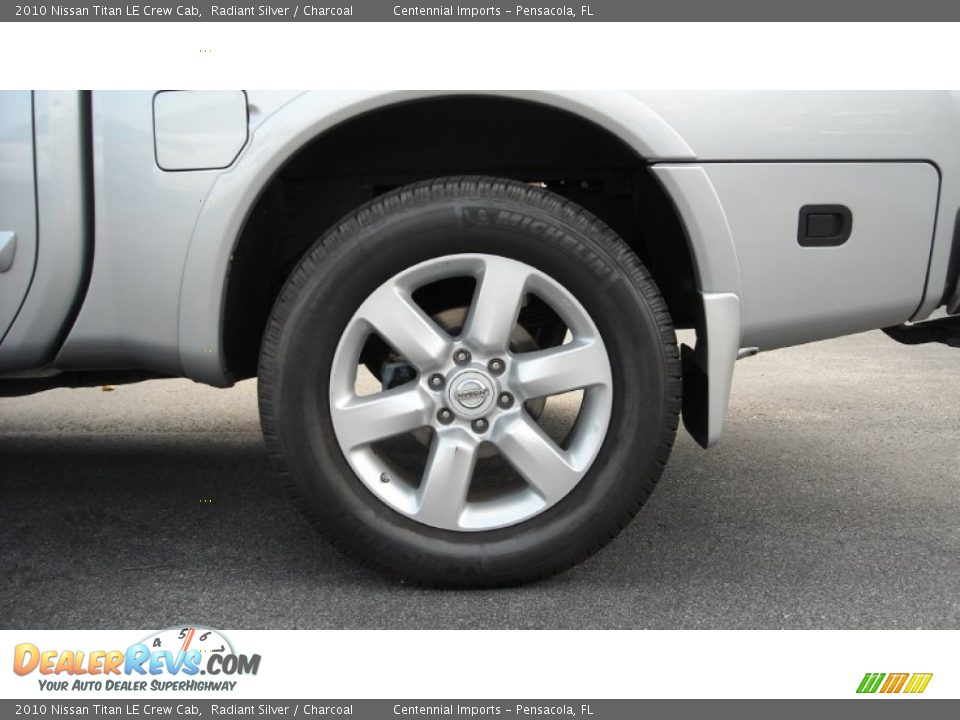 2010 Nissan Titan LE Crew Cab Radiant Silver / Charcoal Photo #10